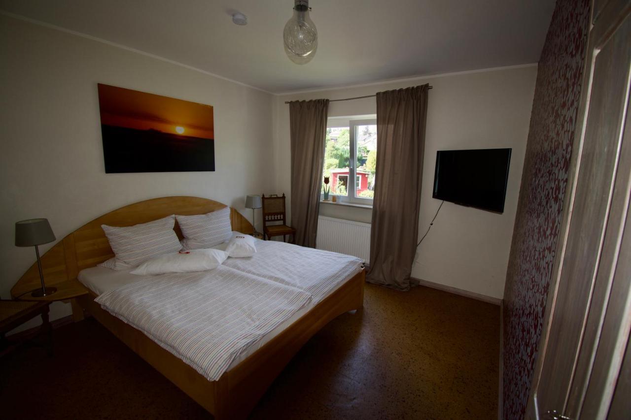 Ferienwohnung Eifelmittendrin Waxweiler ภายนอก รูปภาพ