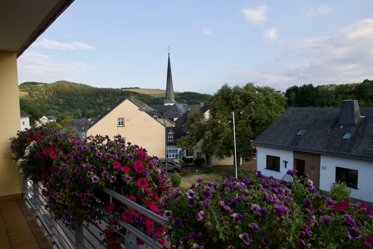 Ferienwohnung Eifelmittendrin Waxweiler ภายนอก รูปภาพ